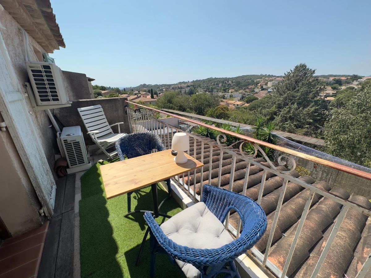 Privee Avec Salle D'eau Et Terrasse Au Calme